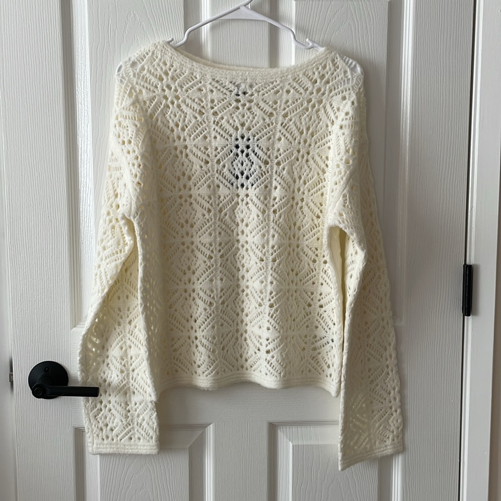 Universal Thread openwork sweater - Picture 4 of 9